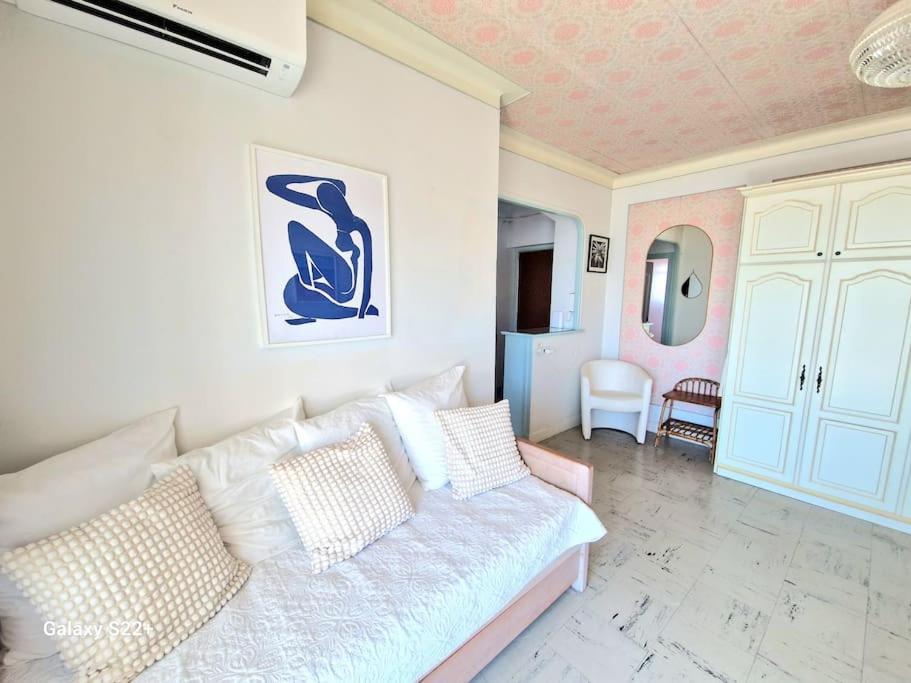 Cozy Studio, Sea View, Old Town, Near Beaches Apartment Antibes