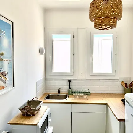 Cozy Studio, Sea View, Old Town, Near Beaches Antibes Exterior foto